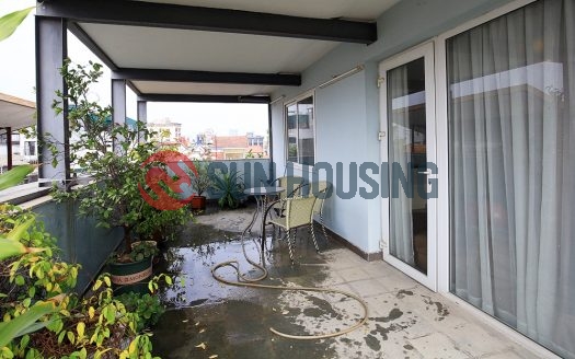 Good price Tay Ho 1 bedroom apartment with large balcony in To Ngoc Van