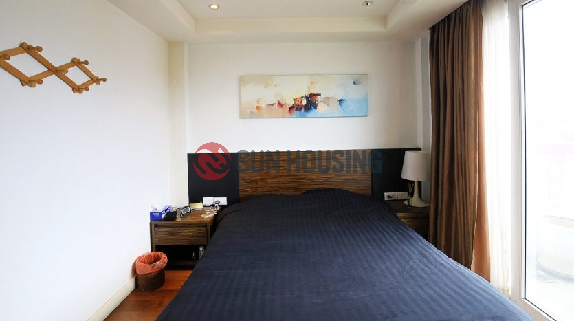 Good price Tay Ho 1 bedroom apartment with large balcony in To Ngoc Van