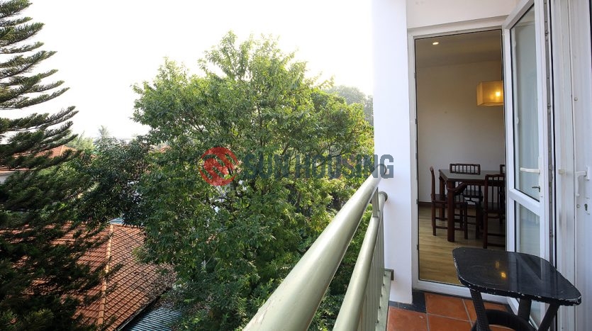 Bright and separated Tay Ho 2 bedroom apartment for rent, good price