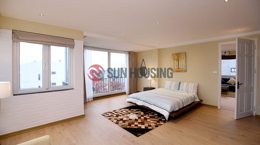 Service apartment pretty view 2 bedrooms in To Ngoc Van for lease