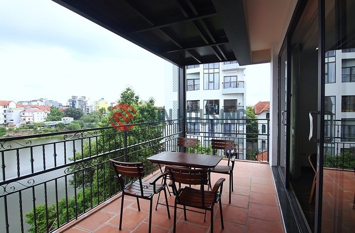 To rent: Good quality Duplex apartment on Au Co that is perfect for a big family