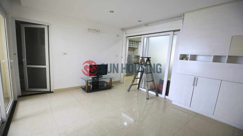 03 bedrooms apartment in CT 13B Ciputra for lease. Can do the office