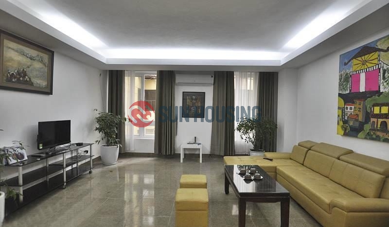 A spacious and affordable 2 bedrooms apartment for rent in Lang Ha