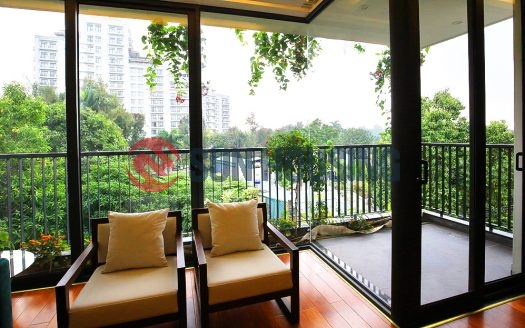 A tropical balcony 2 bedrooms apartment for rent in Tay Ho (West lake)