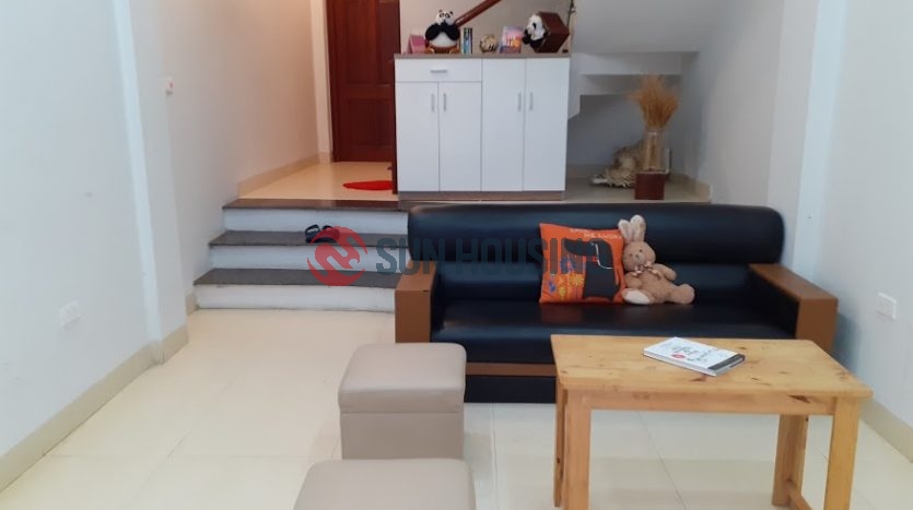 Lac Long Quan modern 5 bedroom house for rent, good location.