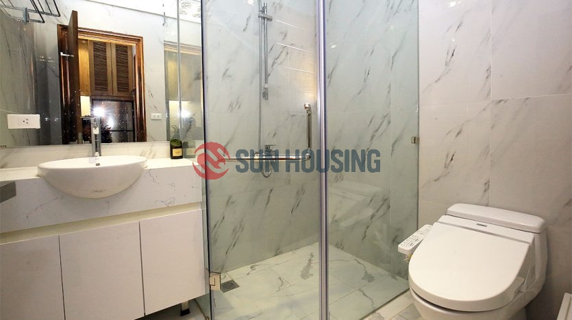 A new 1-bedroom apartment in Nghi Tam village, good quality & location.