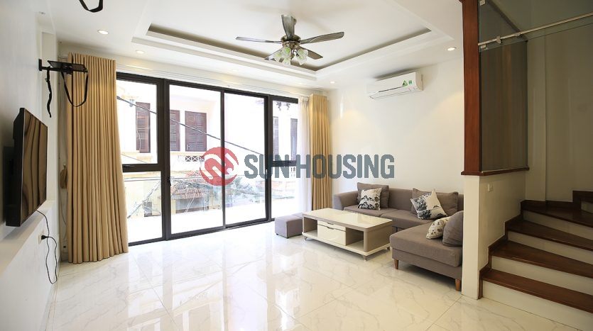 To Ngoc Van house for rent now. 4 bedrooms /w private bathroom. 1400$