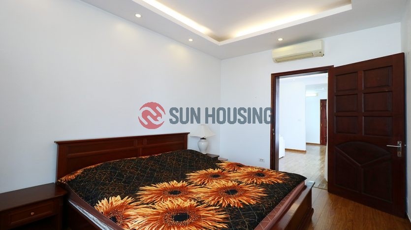 2 bedrooms apartment for rent in Tran Te Xuong (Ba Dinh District) (1)