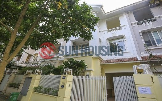Large and nice villa 5 bedrooms in Ciputra to rent