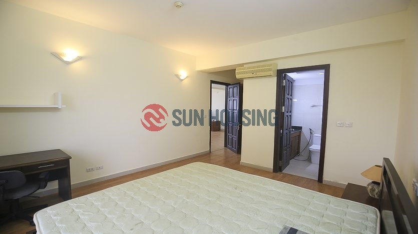 150 sqm living area 4 bedroom apartment Ciputra Hanoi in G Building, good price