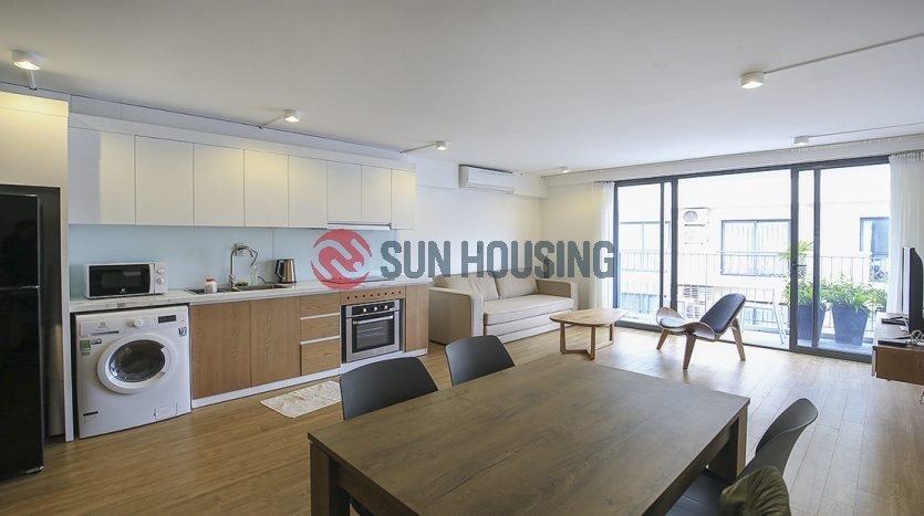 Modern 1 bedroom city view in Au Co street for rent.