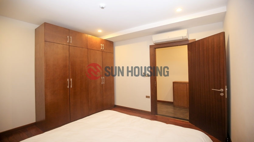 220 sq m, 3 bedrooms, 3 bathrooms, Westlake view for rent in Tay Ho.