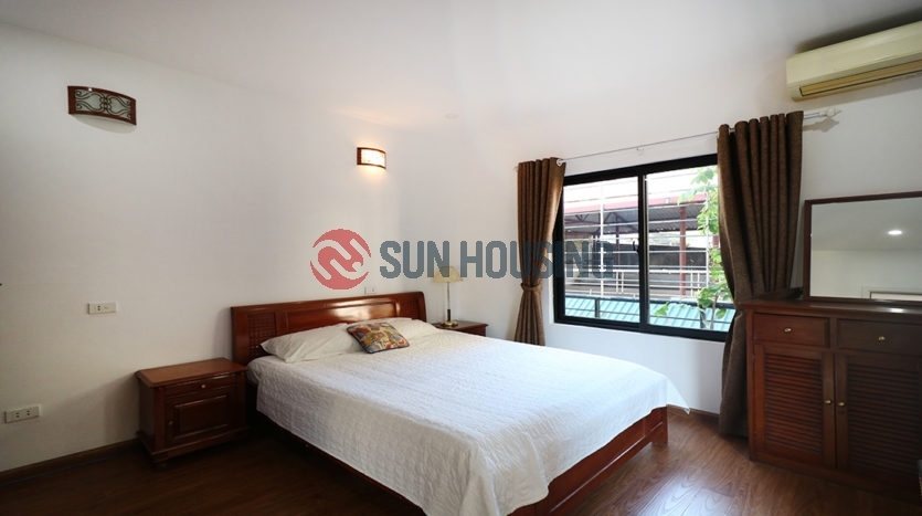 Are you looking for 1 bedroom apartment near Hoan Kiem lake