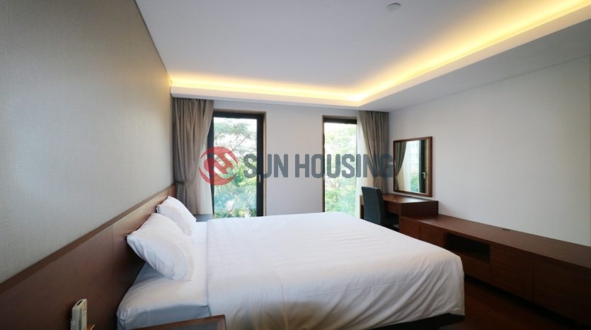 Truc Bach city view on the 6th floor, 1 bedroom service apartment in Truc Bach street to rent.