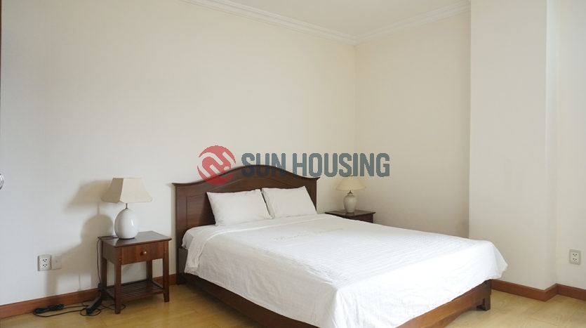 2 bedrooms apartment for rent in Trieu Viet Vuong street, Hai Ba Trung, Hanoi