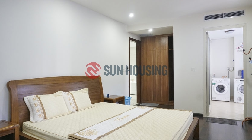 Hai Ba Trung 2 bedroom apartment for rent. 110 sqm. Fully furnished.