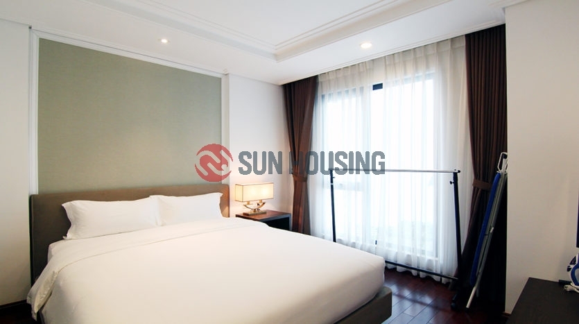 Top quality 2 bedroom apartment in main road Trieu Viet Vuong for rent