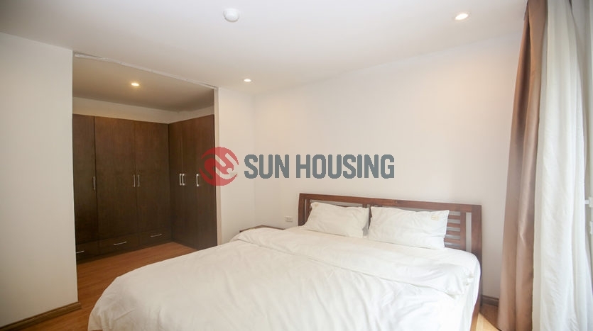 Stylish and nice view 3 bedrooms apartment in Xuan Dieu street for rent located on a high floor.