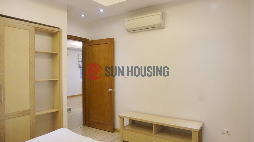 01 bedroom serviced apartment in Ho Ba Mau for rent