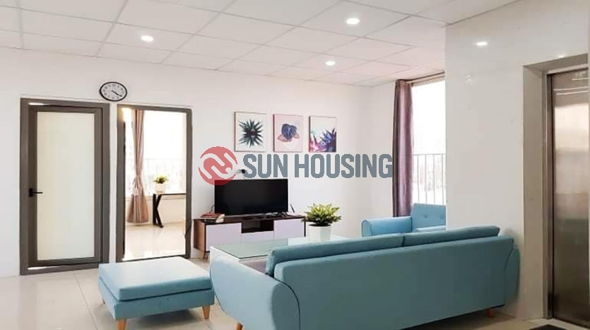 Beautiful city view and modern style 03 bedrooms apartment in Au Co street, Tay Ho street for lease.