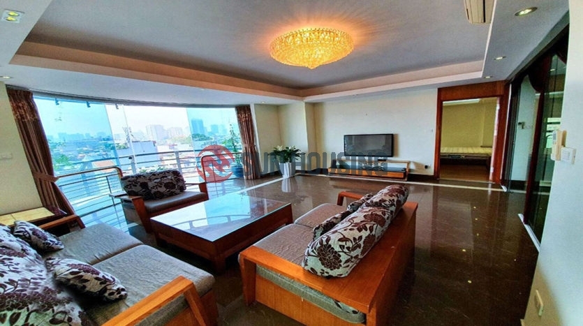 Larger balcony with city view 3 bedrooms for rent located in Doi Can street, Ba Dinh.