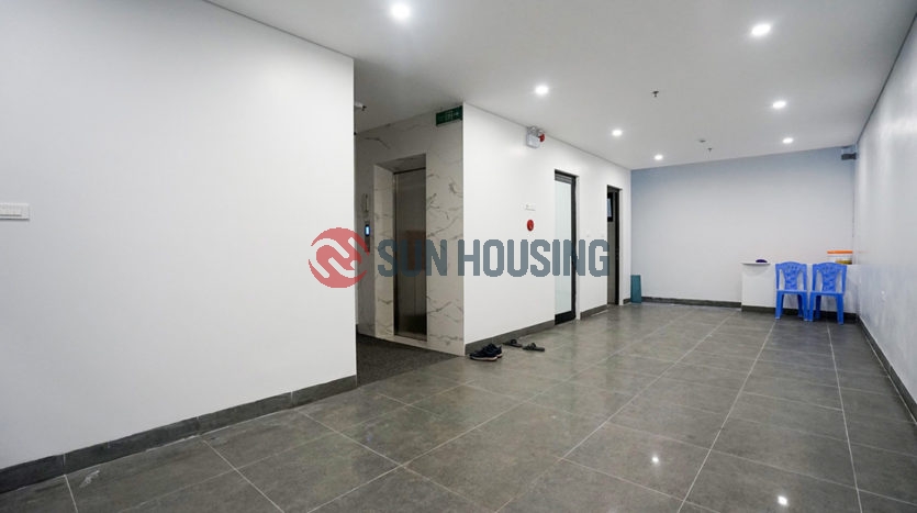 Brand-new 1 bedroom apartment with balcony, good light, good condition