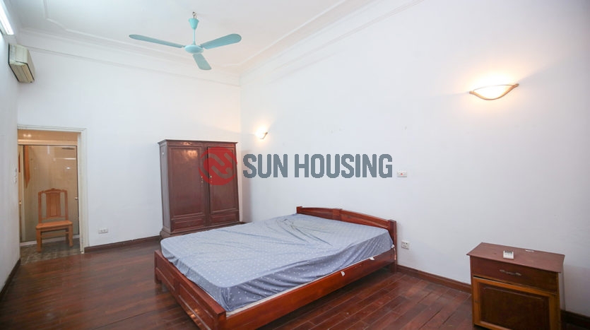 Furnished 100sqm x 3-floor house for rent in To Ngoc Van, 4 bedrooms
