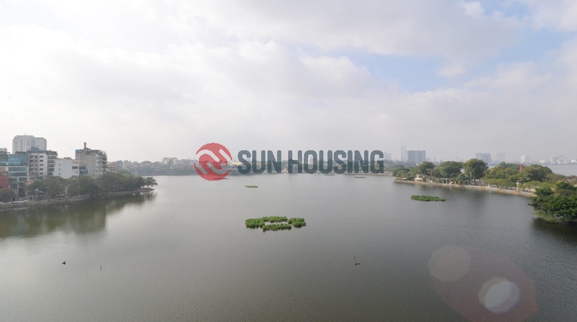 Lake view, balcony apartment 1 bedroom 65 sqm in Truc bach, Ba Dinh for rent.