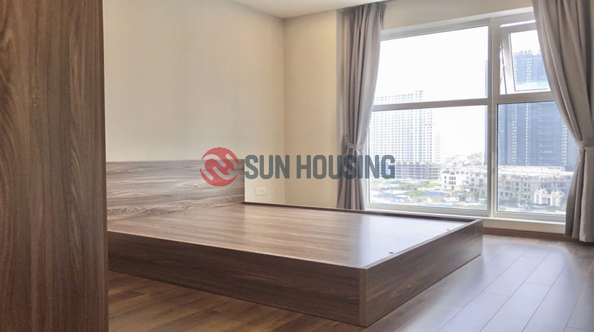 Nice view apartment in L Tower, Ciputra with 3 bedrooms for rent this summer