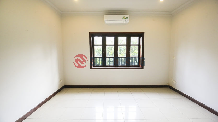 The empty villa for rent in Ciputra Hanoi has a affordable price