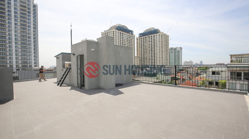 Good quality 2 bedroom apartment for rent, Tay Ho area, high floor