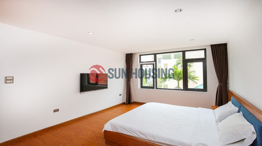 150 sqm 3 bedroom apartment in Quang Khanh for rent, full of natural light