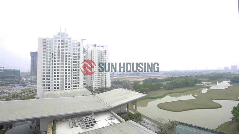 Golf course view, 3 bedrooms apartment, 114 sqm in L2 Towe Ciputra for lease, reasonable price.