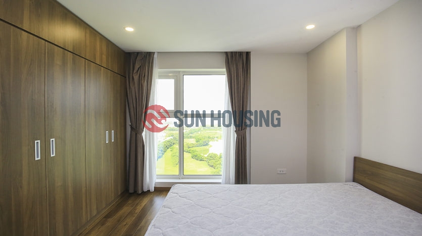 The golf course views a lovely apartment in L Tower Ciputra for rent (1)