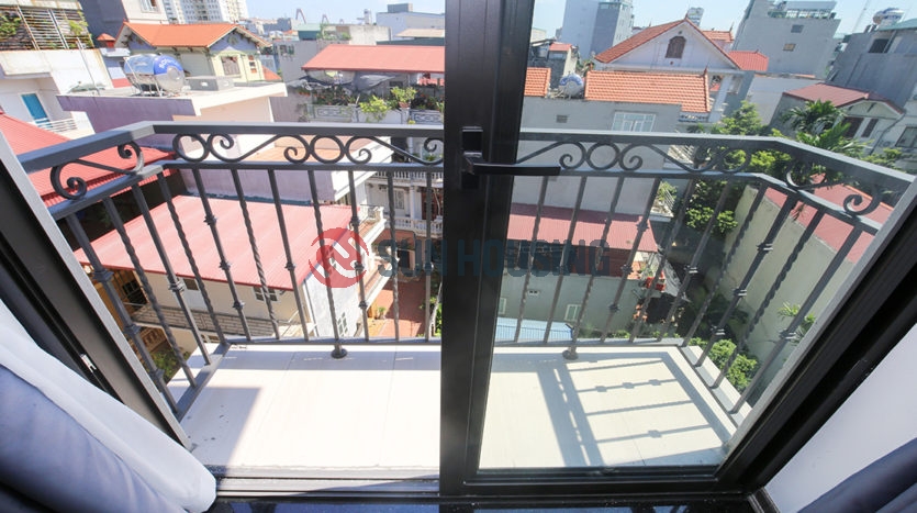 Beautiful city view and modern style 01 bedroom apartment in Trinh cong Son street for lease.