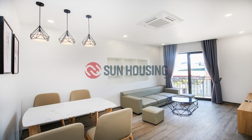 Beautiful city view and modern style 01 bedroom apartment in Trinh cong Son street for lease.