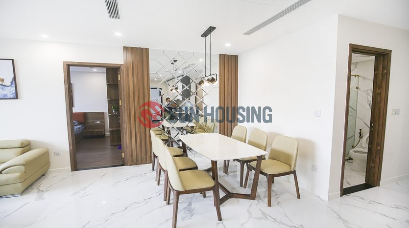 Gorgeous ️3 bedrooms apartment for lease in Sunshine city – Ciputra.