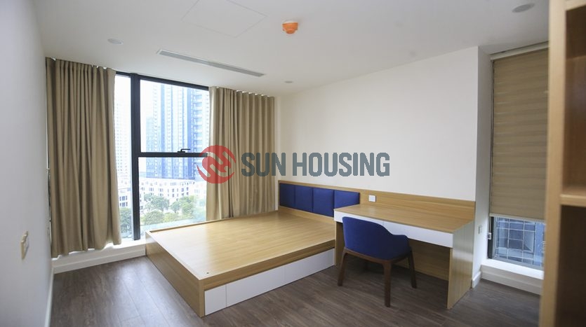 This apartment 3 bedrooms for rent in Sunshine City has a shophouse and city view