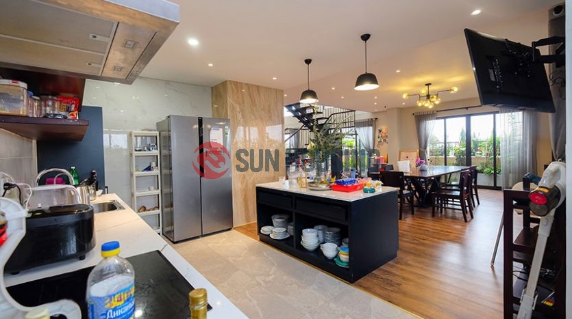 This charming Penthouse apartment in Skyline Hoang Cau is available for lease now